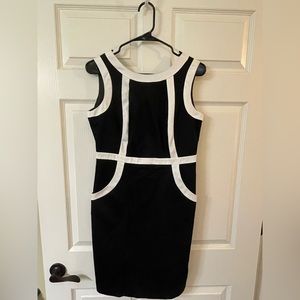 Worthington Dress, Size 6, Black and White